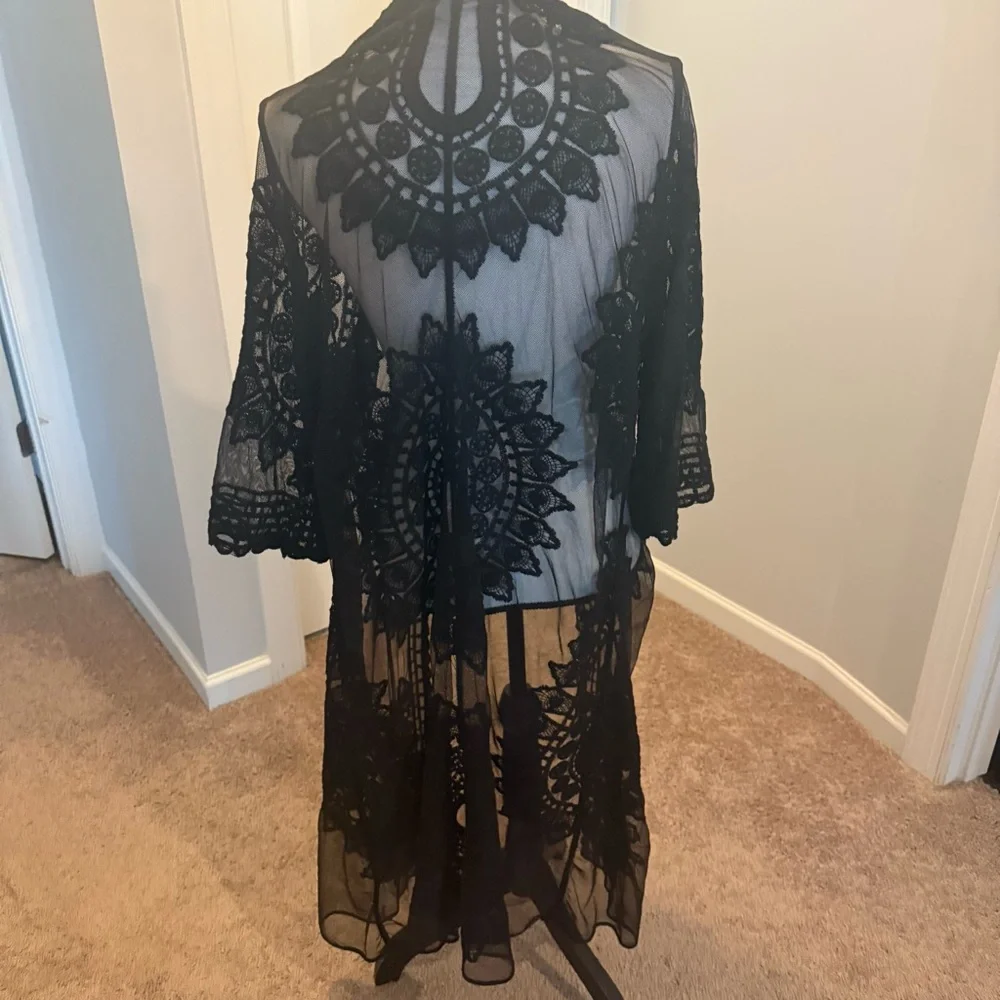 Rachel Zoe Black Lace Cover-Up nwot
